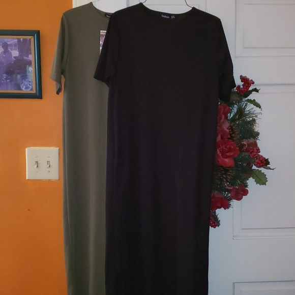 Dresses - Picture 2 of 2